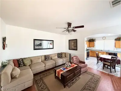 242 Pleasant Pebble Street, Henderson, NV 89074 Living Room