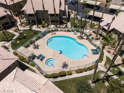 7604 Cromberg 201, Las Vegas, NV 89145 Pool