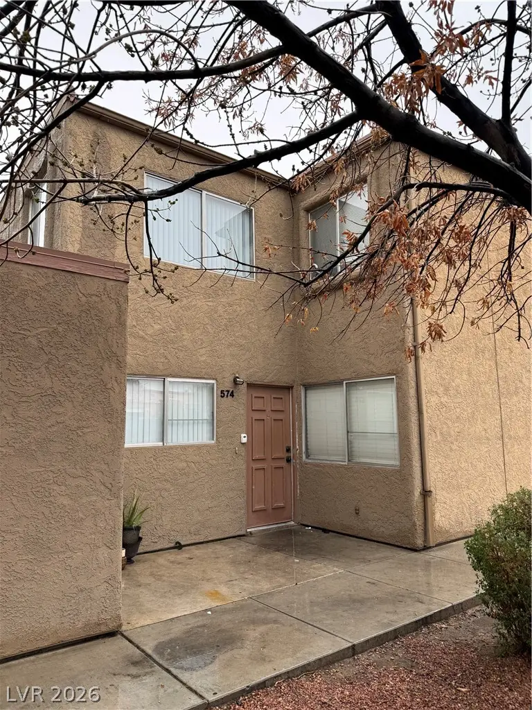 574 Roxella Lane C