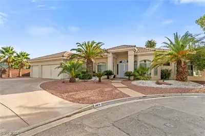 2875 Mountain Mist Court, Las Vegas, NV 89117 Front of Structure