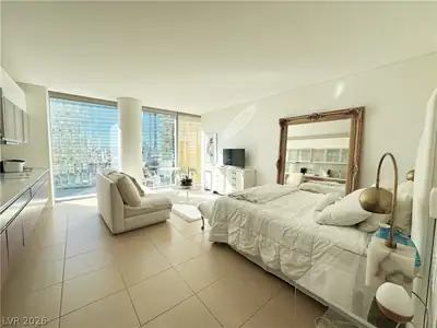 3726 Las Vegas Boulevard 1705 Bedroom