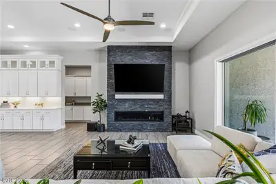 7547 West Ford Avenue Living Room