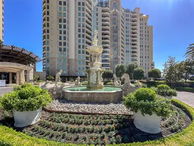 9101 Alta Drive 204 