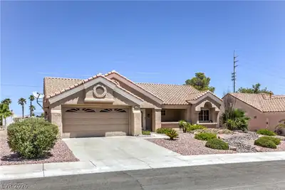9332 Fresh Spring Drive, Las Vegas, NV 89134 Front of Structure