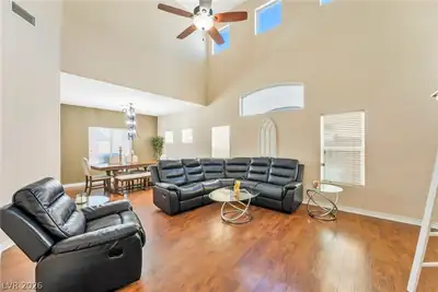309 Sierra Breeze Avenue, North Las Vegas, NV 89031 Living Room