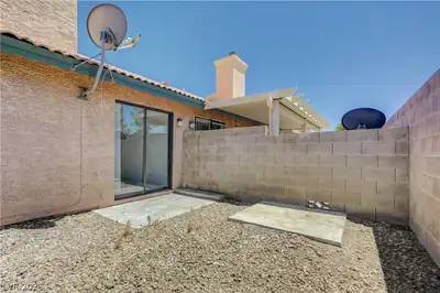 313 CROSSWIND Way Patio
