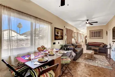 481 Benedict (Casita) Drive Dining Area