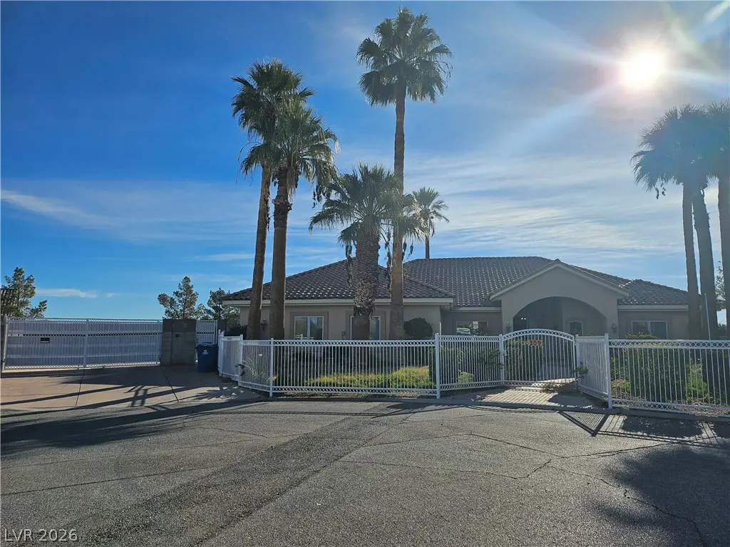 209 Irvin Avenue, Las Vegas, NV 89183