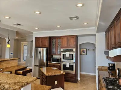 209 Irvin Avenue, Las Vegas, NV 89183 Kitchen