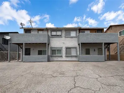 6940 Hopkins Drive B, Las Vegas