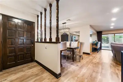 4211 Flamingo Crest Drive, Las Vegas, NV 89121 Living Room