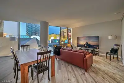 3726 Las Vegas Boulevard 701 Las Vegas, NV 89158