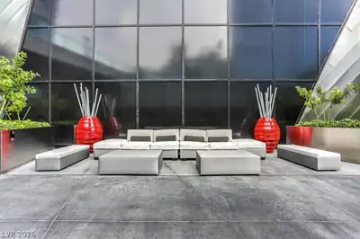 3726 Las Vegas Boulevard 701 Patio