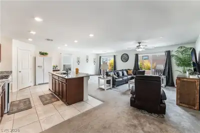 6631 Frosted Harvest Avenue, Las Vegas, NV 89108 Great Room