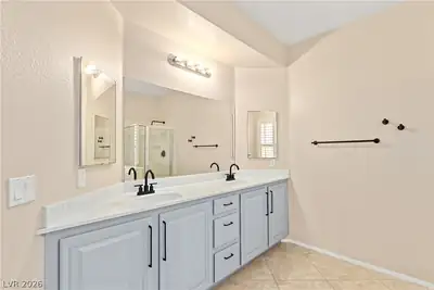 6749 Kostner Street, Las Vegas, NV 89149 Primary Bathroom