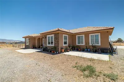 2671 East Hacienda Street 