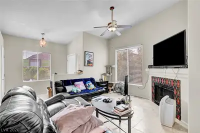 3360 Cactus Shadow Street 201 Living Room