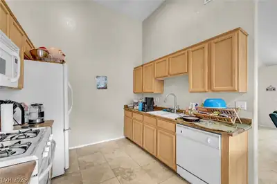 3360 Cactus Shadow Street 201 Kitchen