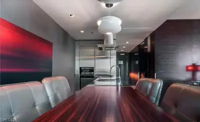 4381 West Flamingo Road 2122 Kitchen