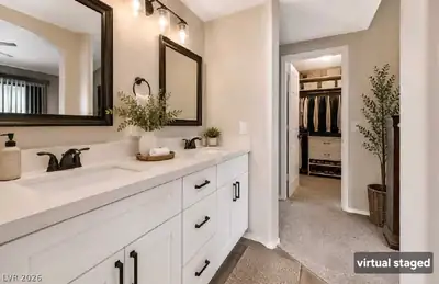 3848 Debussy Way, North Las Vegas, NV 89032 Primary Bathroom