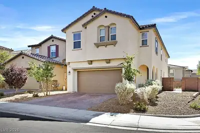 2823 Turnstone Ridge Street, Henderson