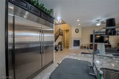 9729 University Ridge Avenue, Las Vegas, NV 89149 Kitchen