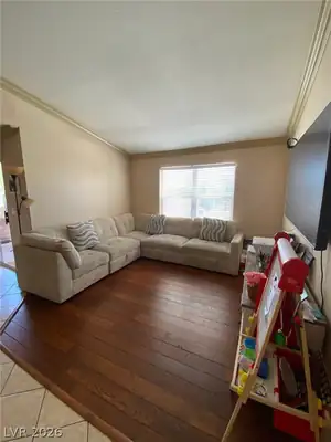 1150 North Buffalo Drive 2062 Living Room