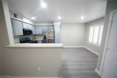 5710 East Tropicana Avenue 1032 