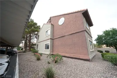 5022 South Rainbow Boulevard 105 