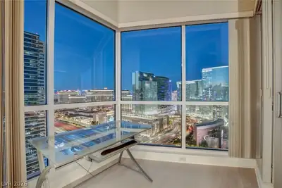 4575 Dean Martin Drive 2812 Living Room
