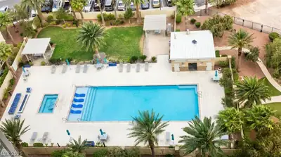 8255 Las Vegas Blvd Boulevard 1518 Pool