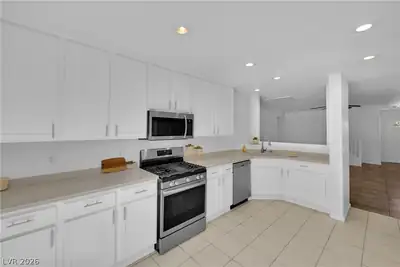 3963 Goldspur Street, Las Vegas, NV 89129 Kitchen
