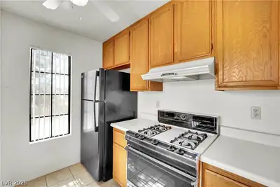 4831 Nara Vista Way 201 Kitchen