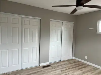 5713 Idle Avenue Bedroom