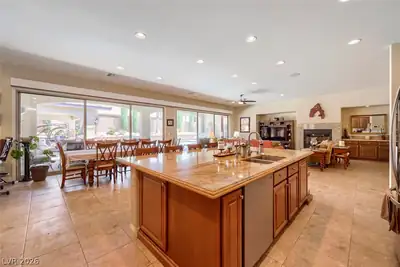 9752 Serene Star Way, Las Vegas, NV 89149 Kitchen