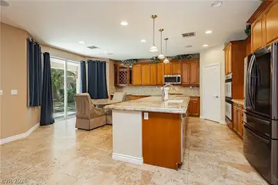 7427 Tomahawk Bend Avenue, Las Vegas, NV 89113 Kitchen