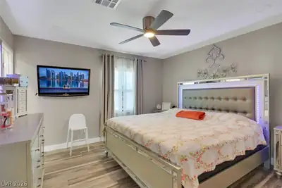 2715 East Hacienda Avenue Bedroom
