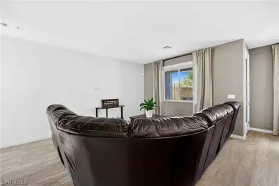 9996 Iron Creek Avenue, Las Vegas, NV 89178 Living Room