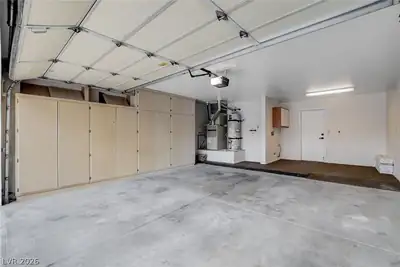 3104 Hayden Court Garage