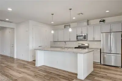 4654 Plum Button Street, Las Vegas, NV 89129 Kitchen