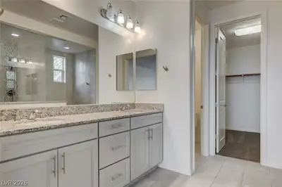 4654 Plum Button Street, Las Vegas, NV 89129 Primary Bathroom
