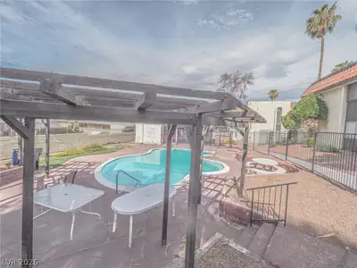 1370 Vegas Valley Drive 43 Pool