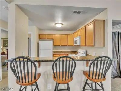 3145 East Flamingo Road 2129 Kitchen