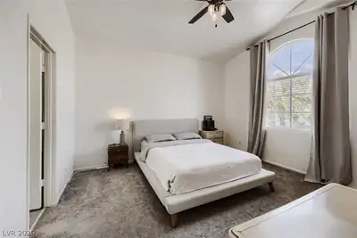 8301 Boseck Drive 232 Bedroom