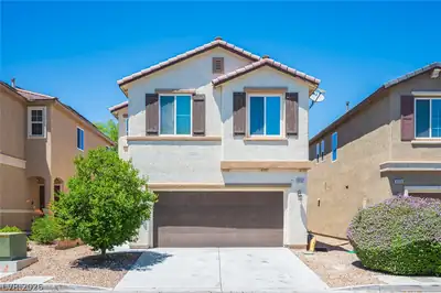 6932 Yellow Cosmos Avenue, Las Vegas
