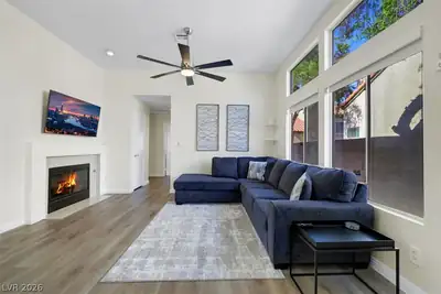 1713 Empire Mine Drive Living Room
