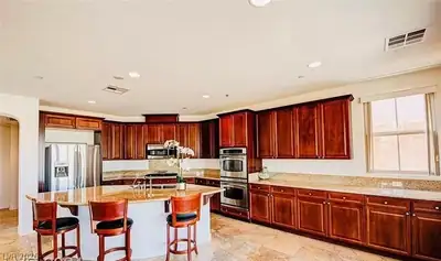 55 Contrada Fiore Drive, Henderson, NV 89011 Kitchen