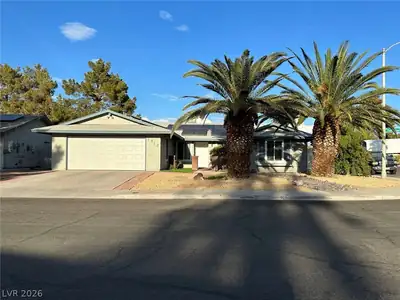 2412 Vista Colina Street, Henderson