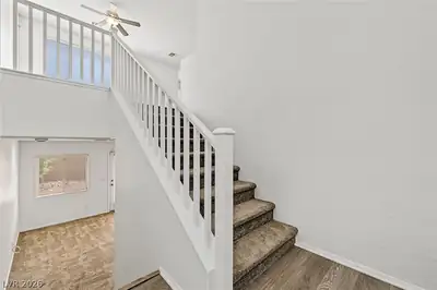 10351 POPLAR PARK Avenue, Las Vegas, NV 89166 Stairs