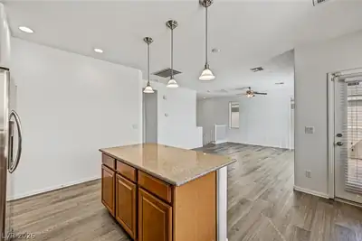 10351 POPLAR PARK Avenue, Las Vegas, NV 89166 Kitchen
